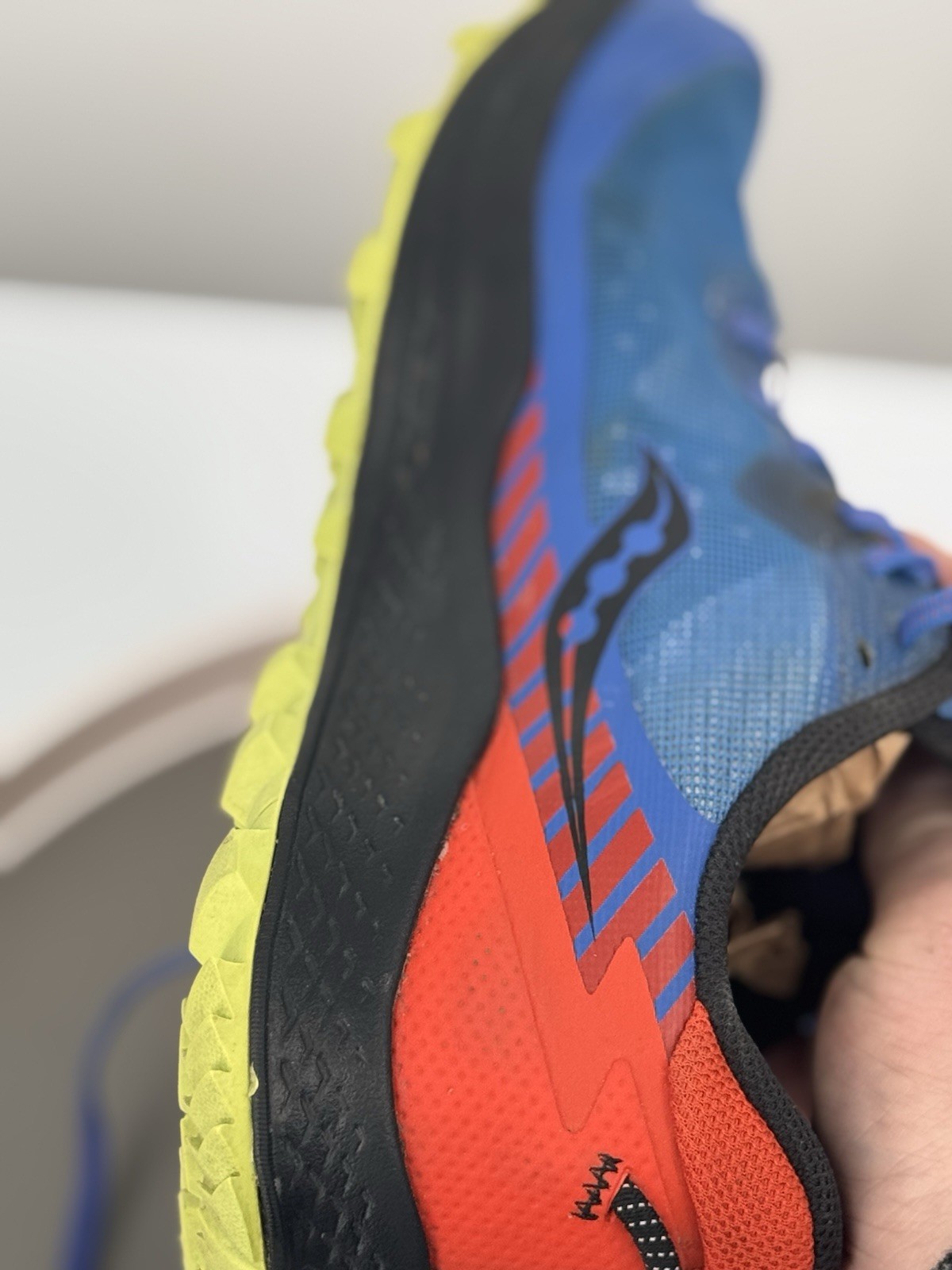 mens Size 8 women’s size 9.5  - Saucony Peregrine 11 Blue Red trail Running thumbnail 10