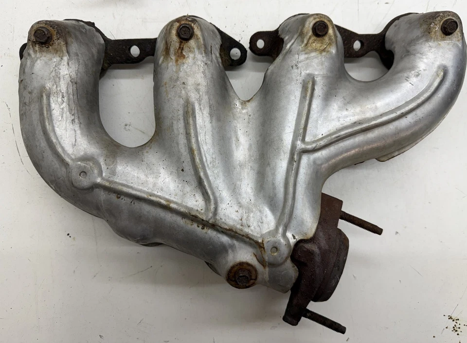 2004-2006 Pontiac GTO LS1 LS2  OEM Exhaust Manifold Set OEM LS Swap GM - Image 3 of 4