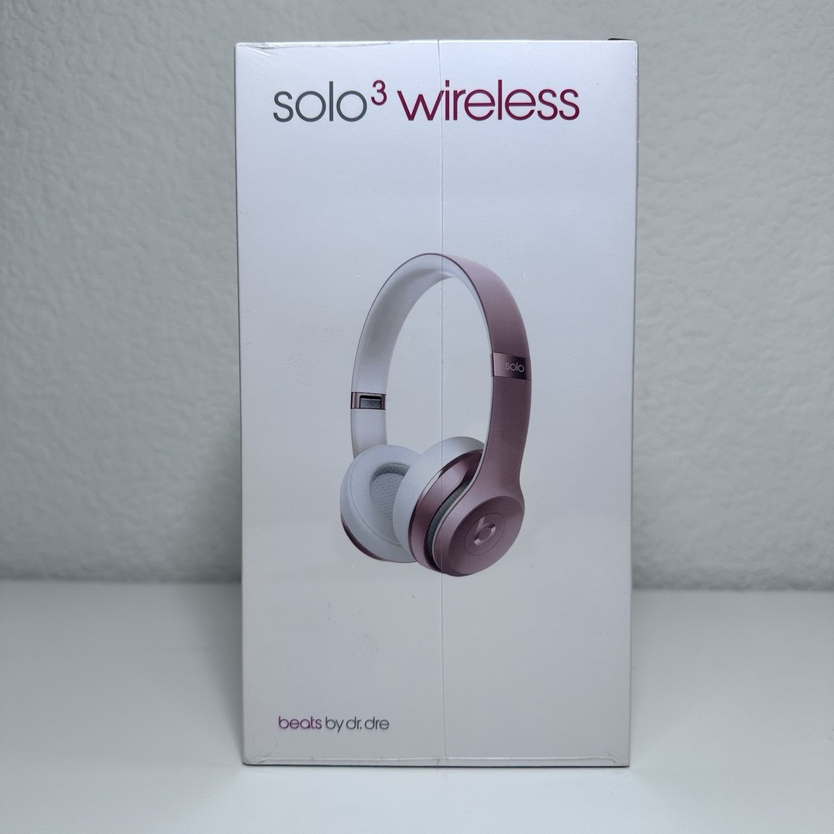 Beats by Dr. Dre Solo3 Wireless On the Ear Headphones - Rose Gold