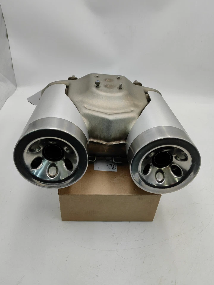 Silenciador de escape Ducati Multistrada 620, 1000 57320241A Foto 2 de 4