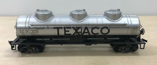 Athearn Three Dome Tank Car - Texaco