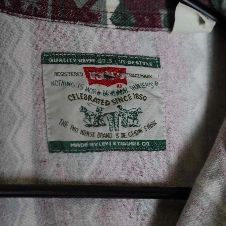 Levis Southwestern Button Up Mens L Red Striped Aztec Long Sleeve Shirt 90s Vtg - Image 4 of 4