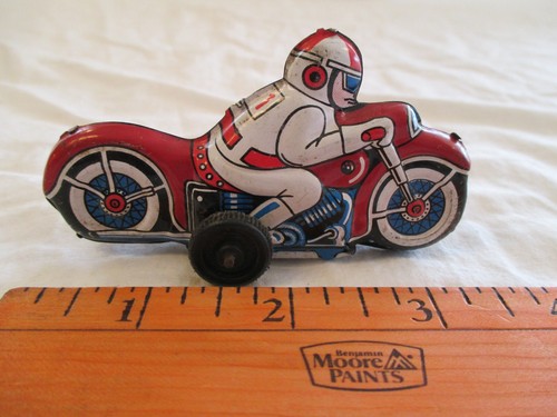 Vintage Japan Tin Litho Friction MOTORCYCLE Race Toy #11 Missing Wheel - Picture 3 of 9