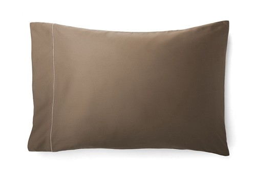 Hotel Style 600 Thread Count Cotton Pillowcases, King - Brown - Picture 5 of 6