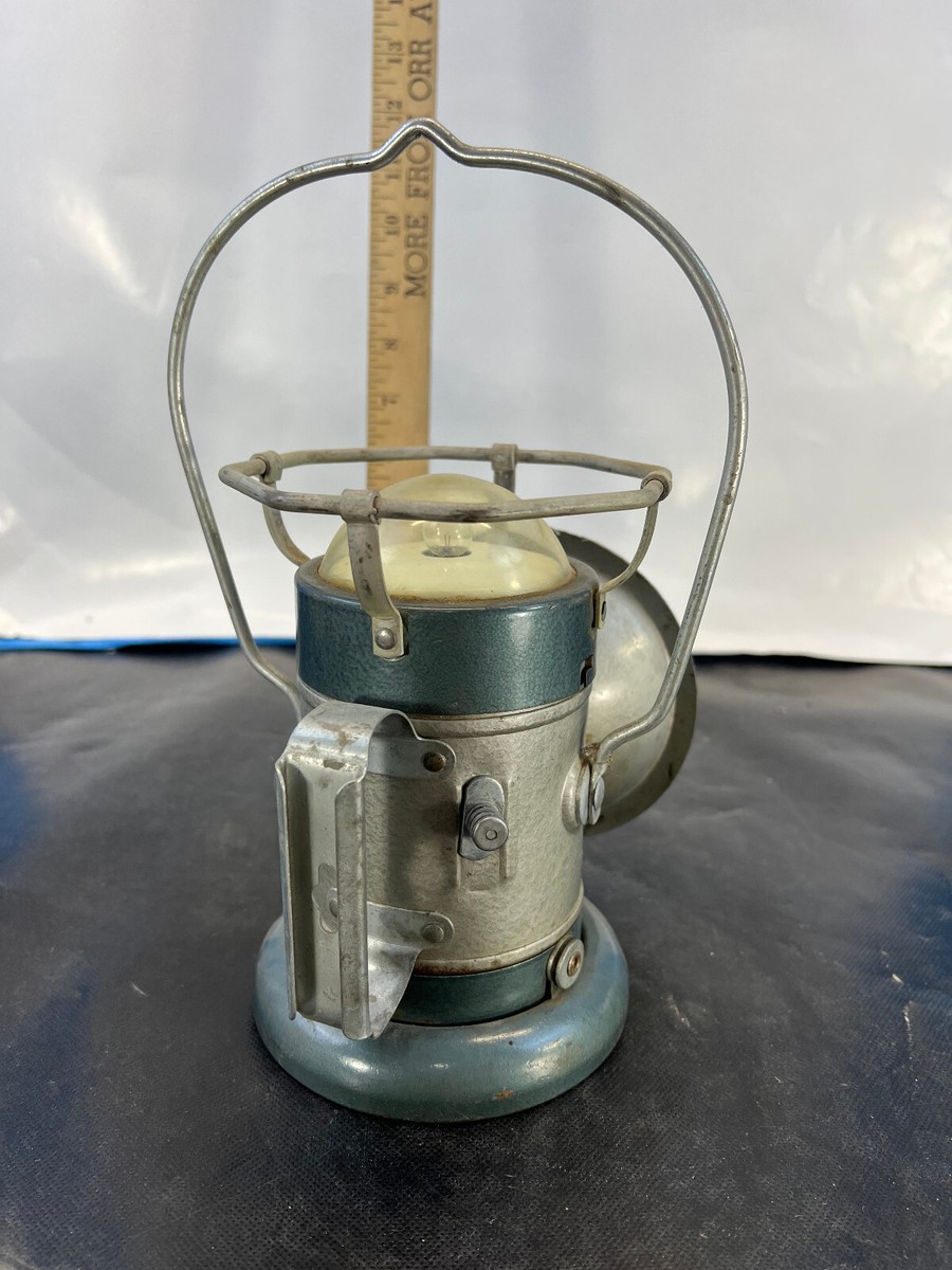 Vintage EMPIRE HI-LO PIVOT- LITE RAILROAD/MINING Lantern