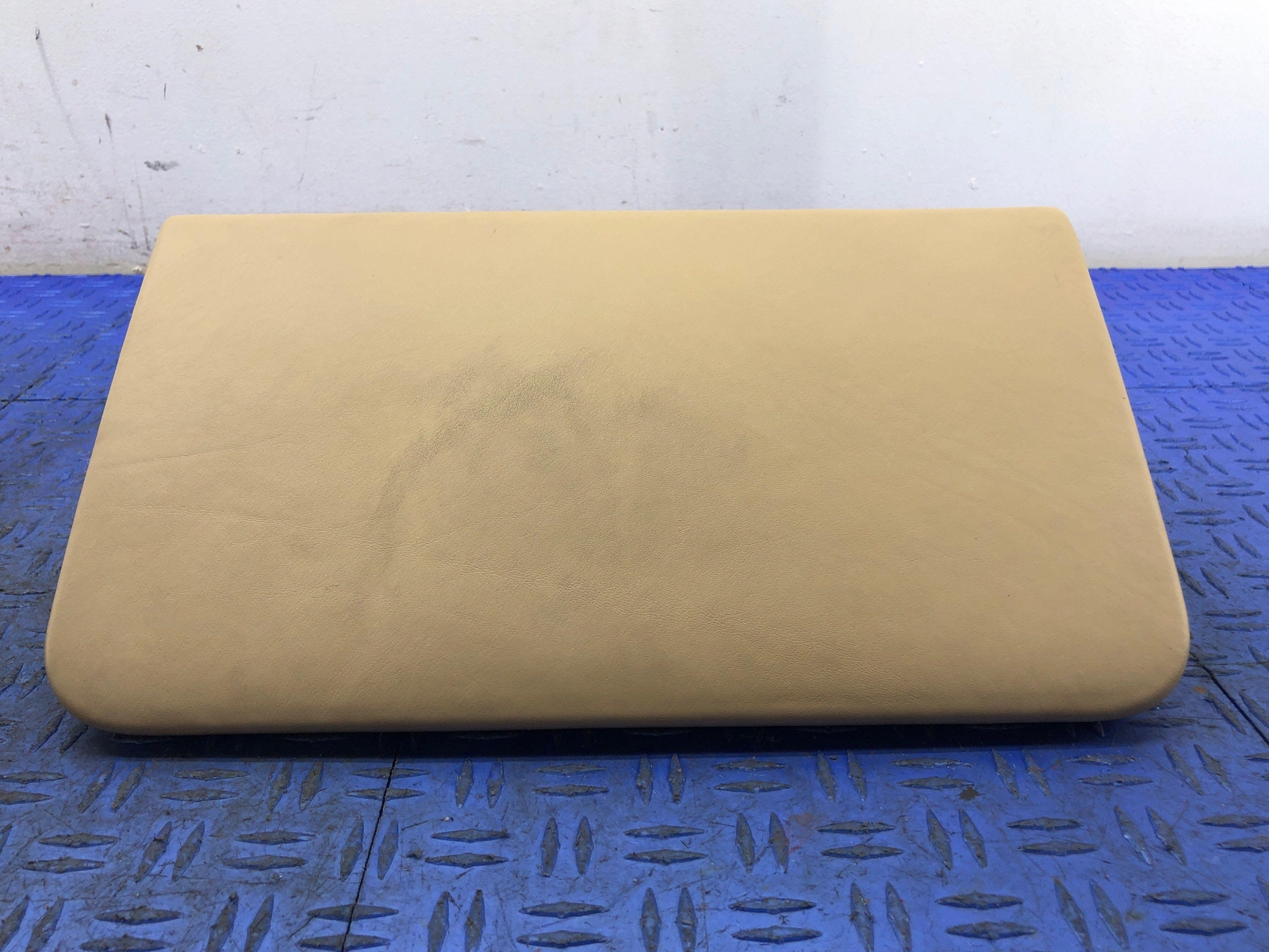 2006-2018 ASTON MARTIN VANTAGE V8 FRONT RIGHT DASHBOARD GLOVE BOX 6G33-C06010