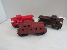 TRAIN RAILROAD O SCALE GAUGE FREIGHT CAR LIONEL CABOOSE LOT 3 CARS