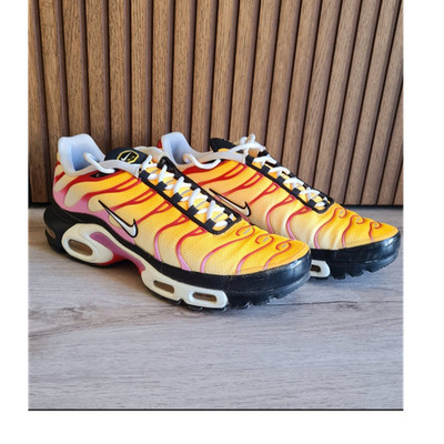 Nike Air Max Plus TN Flammenmuster Sneaker Gelb Orange Herren EU 44,5