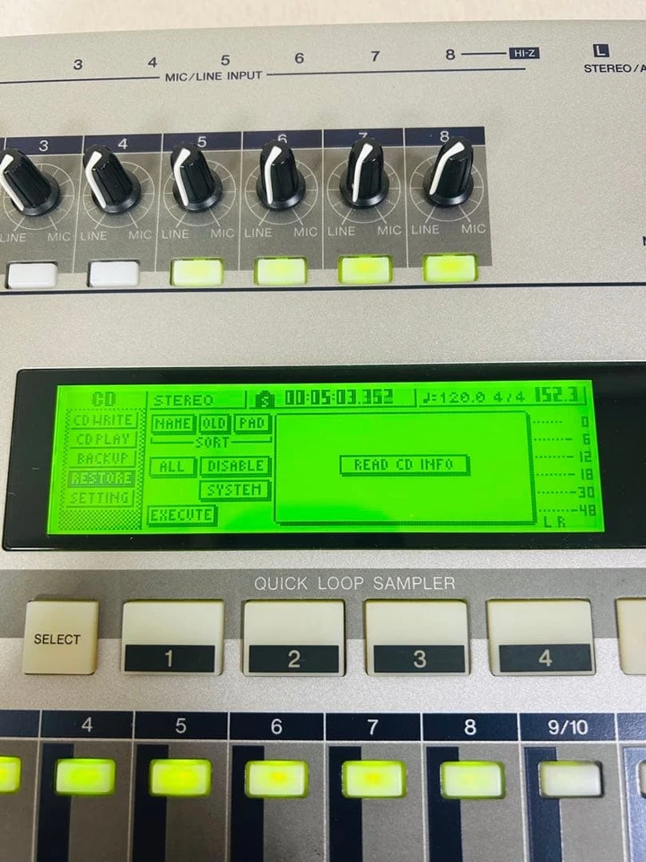 YAMAHA AW16G MTR 16-Track Multitrack Recorder Digital AW16GMTR Silver DTM Japan  - Image 4 of 4