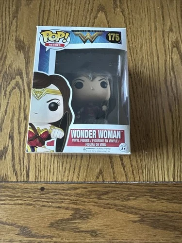 Funko Pop! Vinyl: DC Universe - Heroes- Wonder Woman (w/ Shield) #175 New!