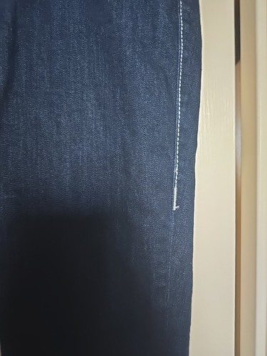 Pantalones de mezclilla True Religion para mujer elásticos SKINNY con solapa y bolsillo (talla 30X32,5) usados - Imagen 7 de 16