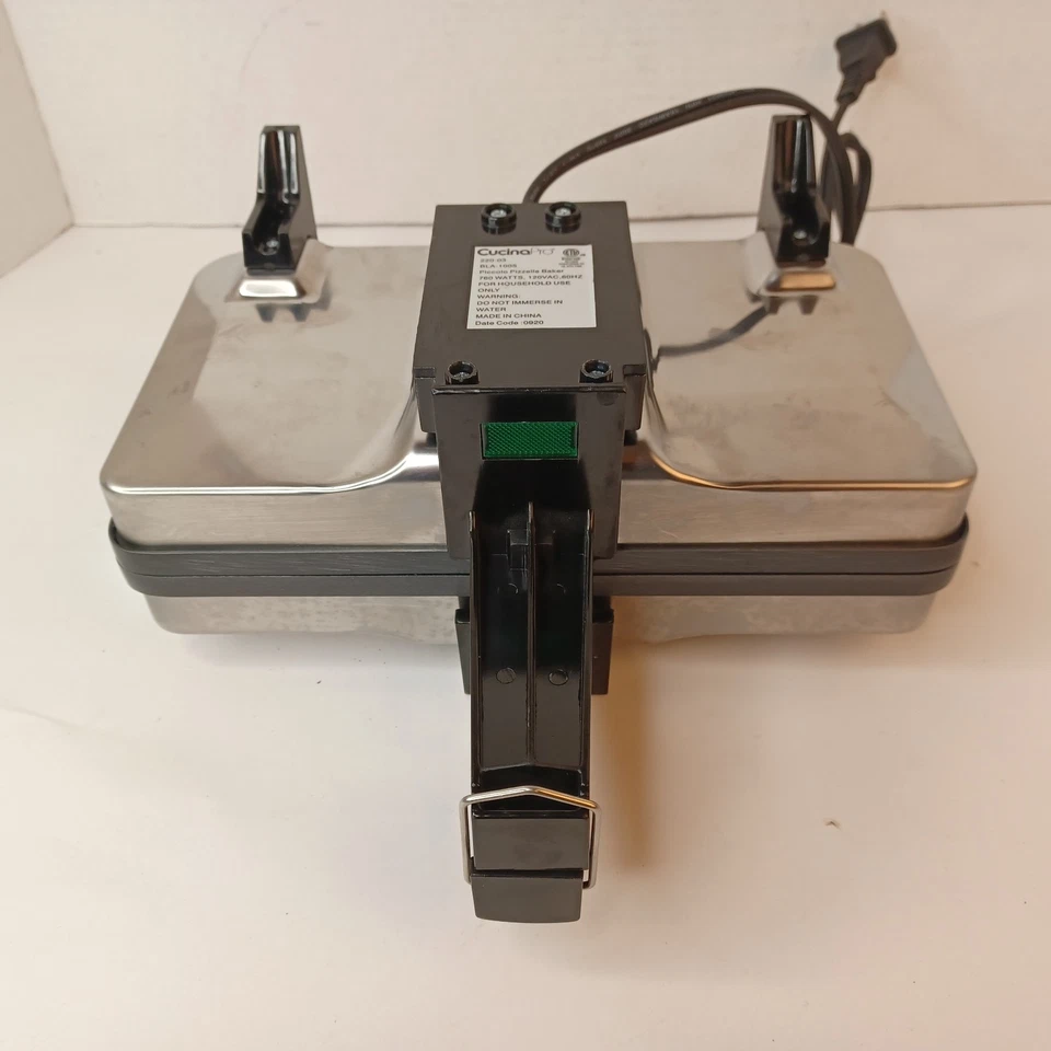 CucinaPro Pizzelle Piccolo Baker 饼干机 BLA-1005 220-03 — 第 3/4 张图片