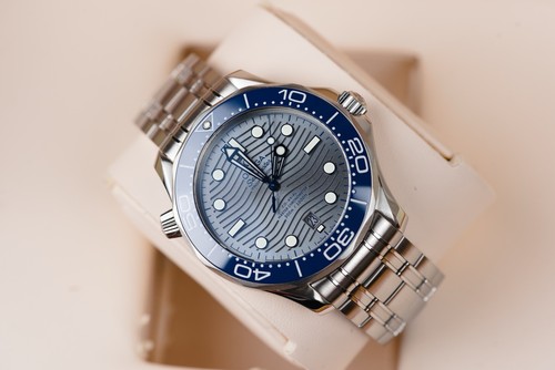 Omega Seamaster Professional 300M 210.30.42.20.06.001 | 2022 F...