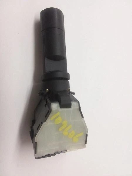 2005 2006 Nissan Altima Turn Signal And Headlamp Switch - Image 4 of 4