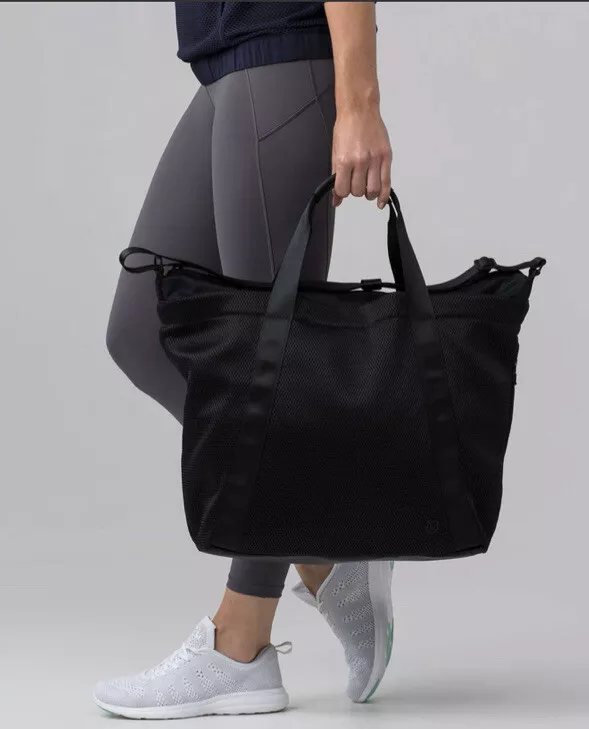 Carry the sales day bag lululemon