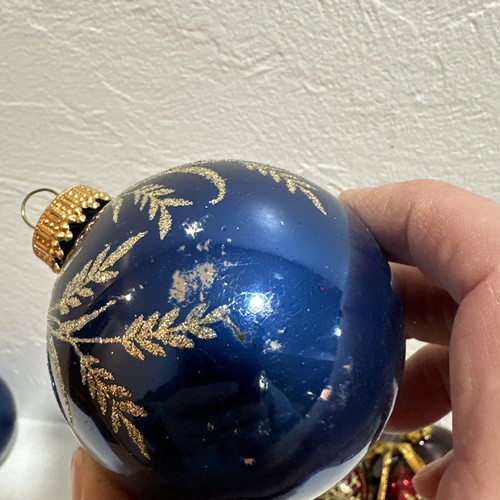 Krebs Glitter Shiny Blue/Maroon w/Leaf Branches/Star Ornaments - Picture 10 of 17