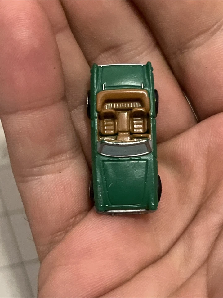Vintage 1996 Micro Machines Sunbeam Alpine Tiger Green Car - Image 3 of 4