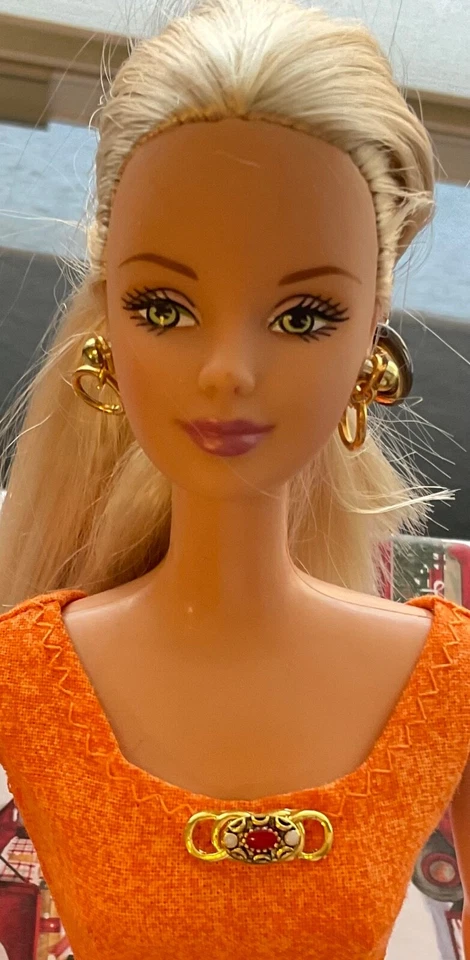 Broches magnéticos de joias para bonecas da moda Royalty Eden, Elyse Jolie, Veronique - Imagem 3 de 4