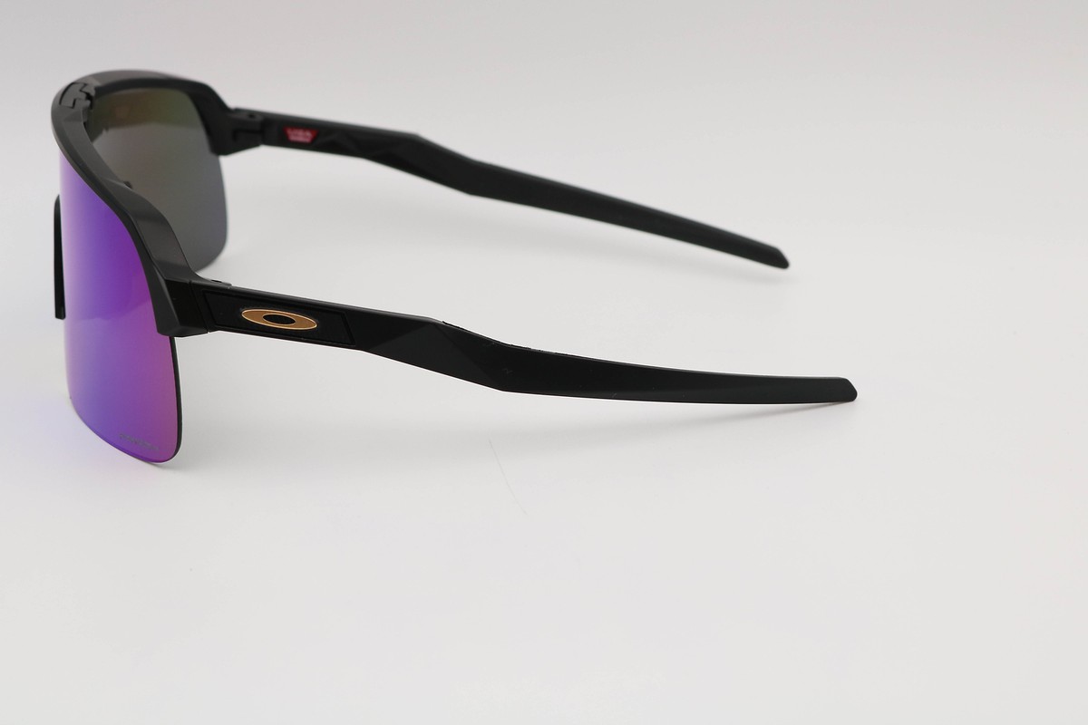 OAKLEY オークリー　0OO9039-11-013 サングラス　ブラック OAKLEY オークリー 0OO9039-11-013 サングラス ブラック