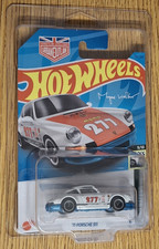2023 Hot Wheels 1971 Porsche 911 126/250 HKH06 Retro Racers White Damaged Hook
