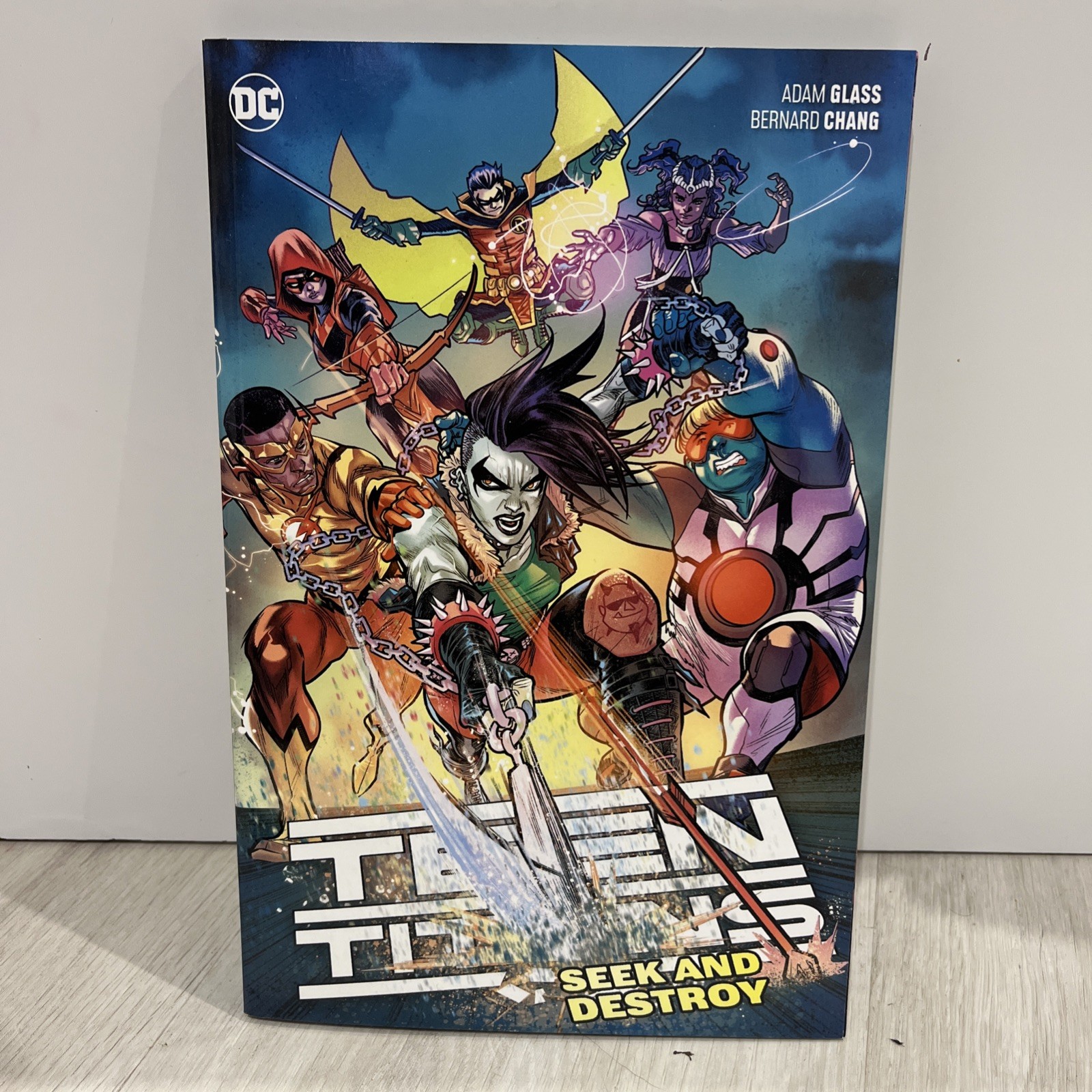 Teen Titans Volume 3 by Bernard Chang, Adam Glass (Paperback, 2020)
