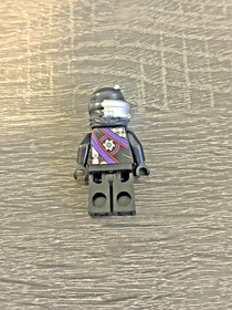 LEGO Ninjago Rebooted Nindroid Warrior Black Legs Minifigure (njo101 ) Genuine