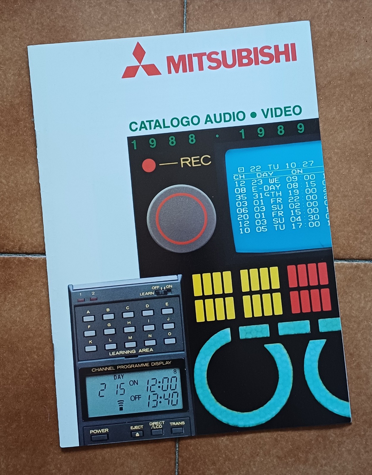 MITSUBISHI Raro Catalogo Audio Video 1988 1989 TV VHS Stereo Vintage Originale