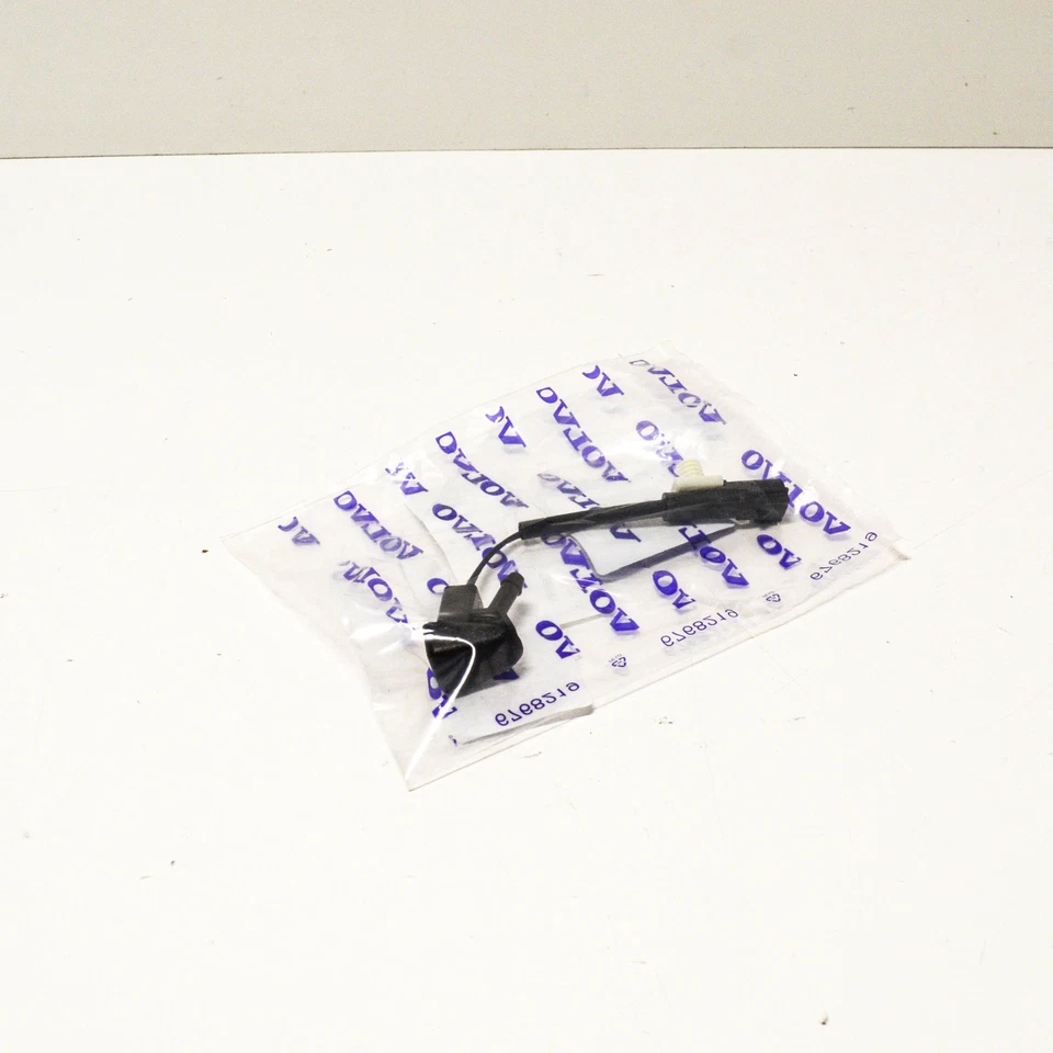 VOLVO S60 MK2 Windshield Washer Heated Nozzle 31301827 NEW GENUINE - Image 2 of 4
