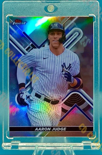 Aaron Judge HOLO REFRACTOR CARD TOPPS FINEST NEW YORK YANKEES MVP ROY MINT