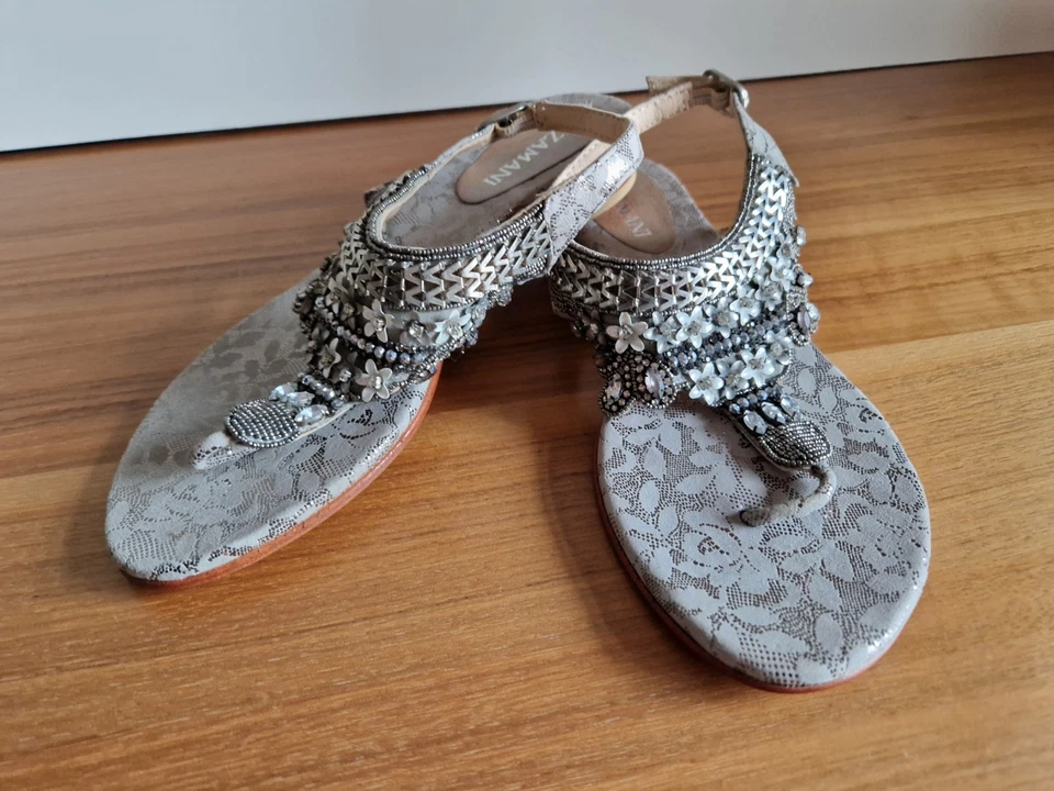 Sandalen mit Strass- und Schmucksteinen✨️Grau✨️Größe 38*NEU*siehe Beschreibung - Bild 4 von 4