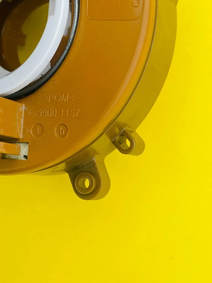 Mola de relógio 2014-2021 RAM Promaster 1500 2500 3500 volante fabricante de equipamento original - Imagem 4 de 4