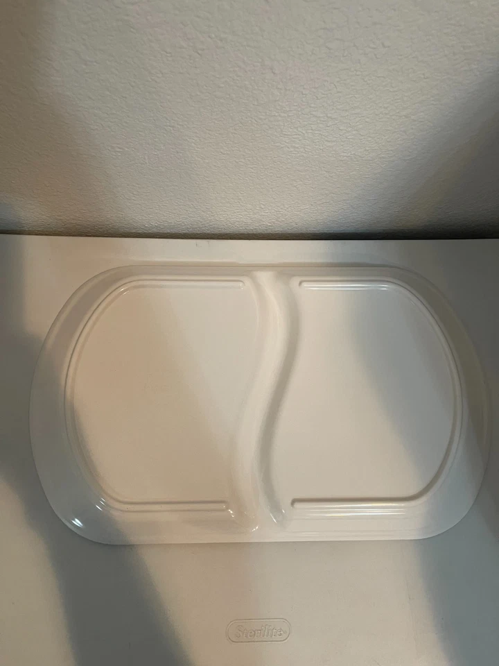 Plato para servir dividido de melamina Laurie Gates Foto 3 de 4