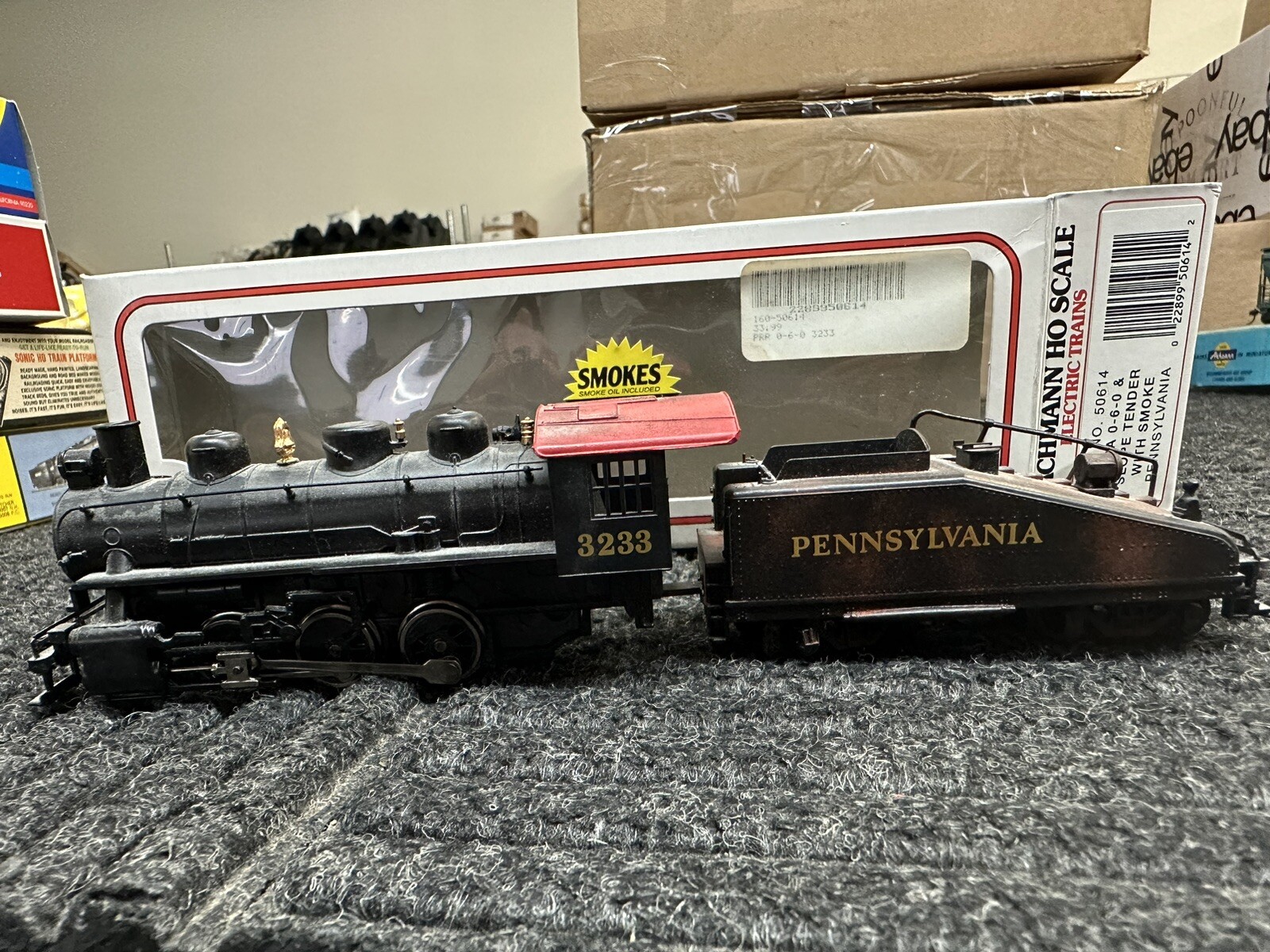 Bachmann 50614 HO Scale Pennsylvania USRA 0-6-0 Switcher 3233 Red 