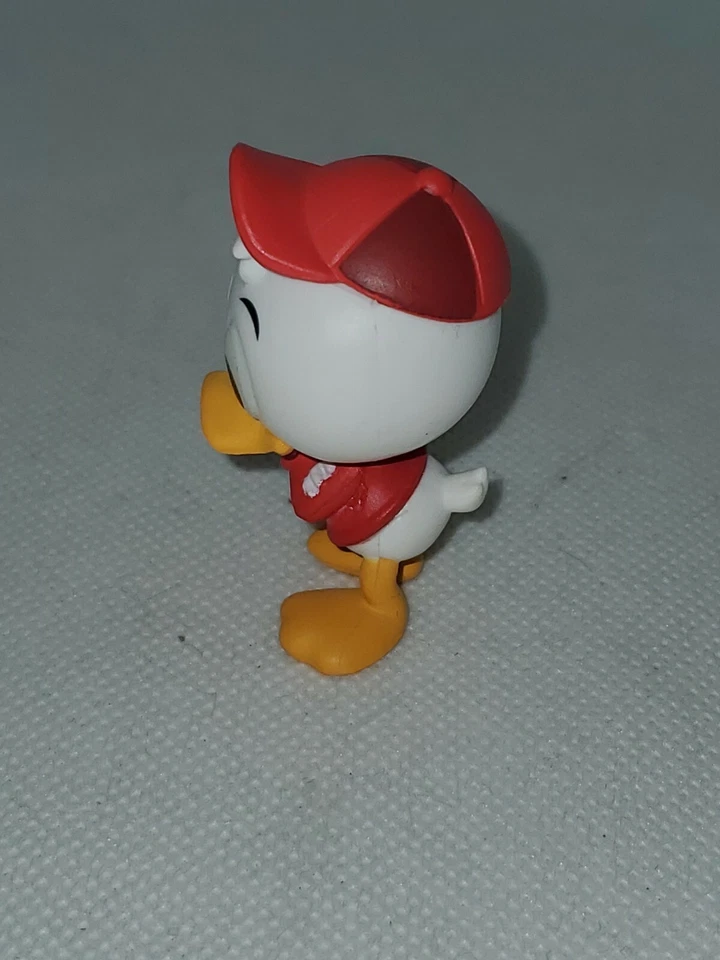 Huey - Disney Mystery Minis Figure Toys R Us Funko Vinyl Figure Red Duck - Image 4 of 4