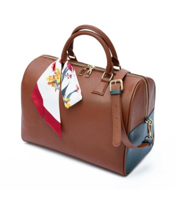 BTS V ARTIST-MADE MUTE BOSTON BAG テテ s-l400.jpg