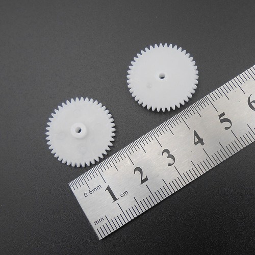 100 Pièces Pignons Droits Plastique - Module 0.5, 28 Dents, Alésage 2mm