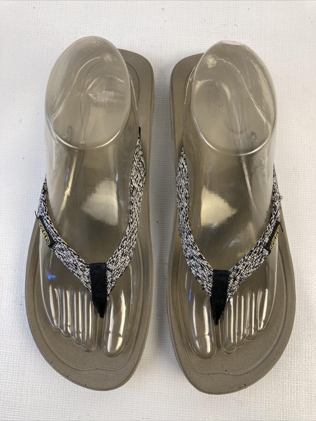 Sandali infradito Keen Harvest donna taglia 9 nero talpa ottime condizioni (LEGGI)