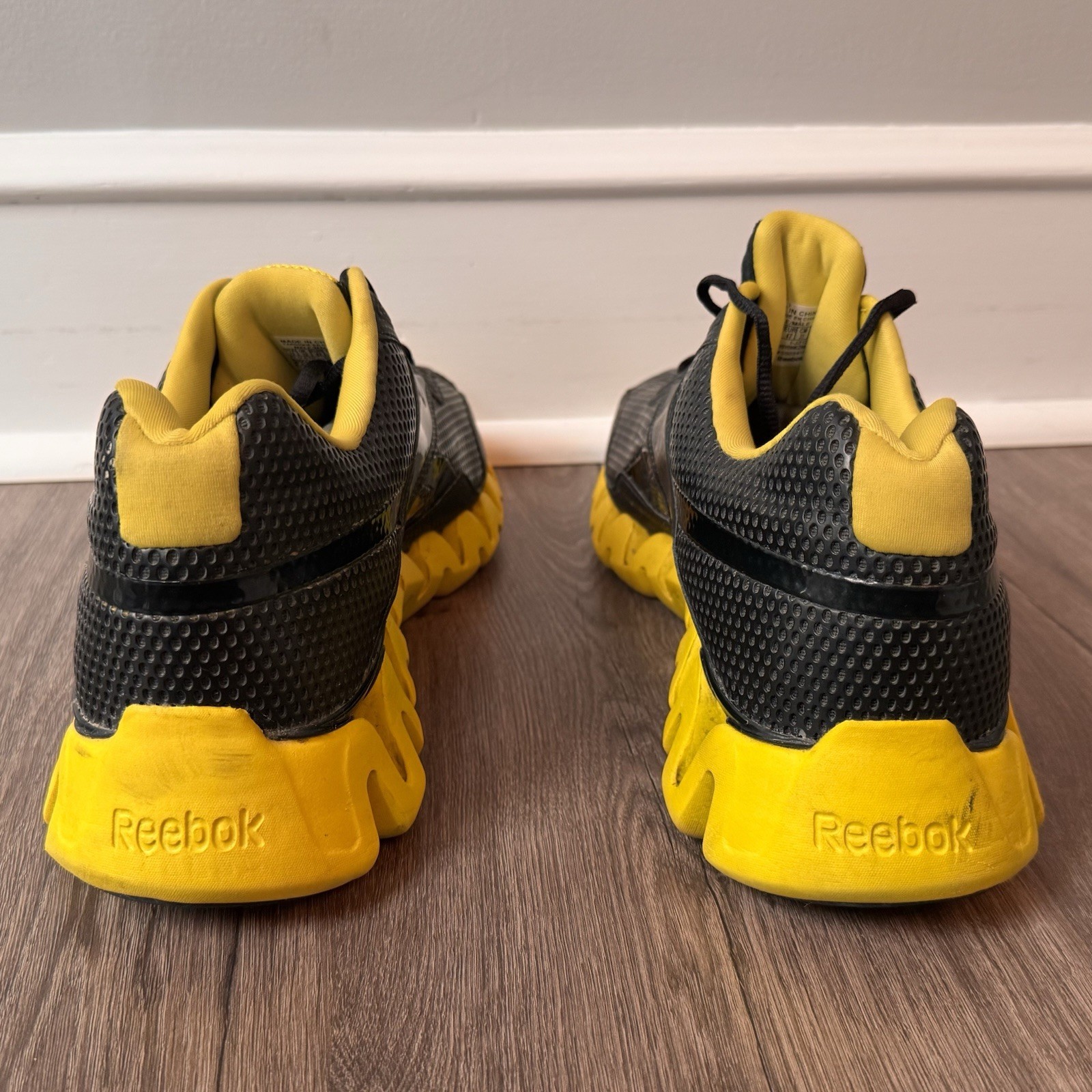 Reebok Zigtech ZigEnergy Black Yellow Zig Running… - image 7