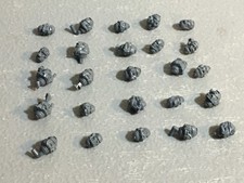 A31714 WARHAMMER 40K SPACE MARINES BITS LOT HEADS BARE PRIMARIS GW