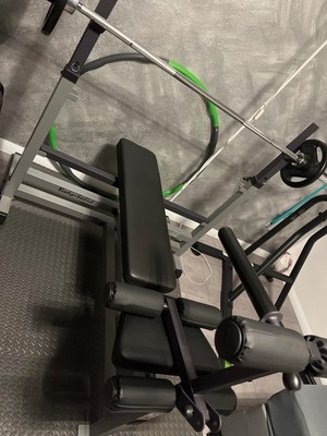 body solid sehr gut erhaltene verstellbare Bank