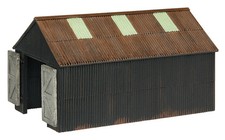 Scenecraft 47-0163 Narrow Gauge (NG7) Corrugated Engine Shed