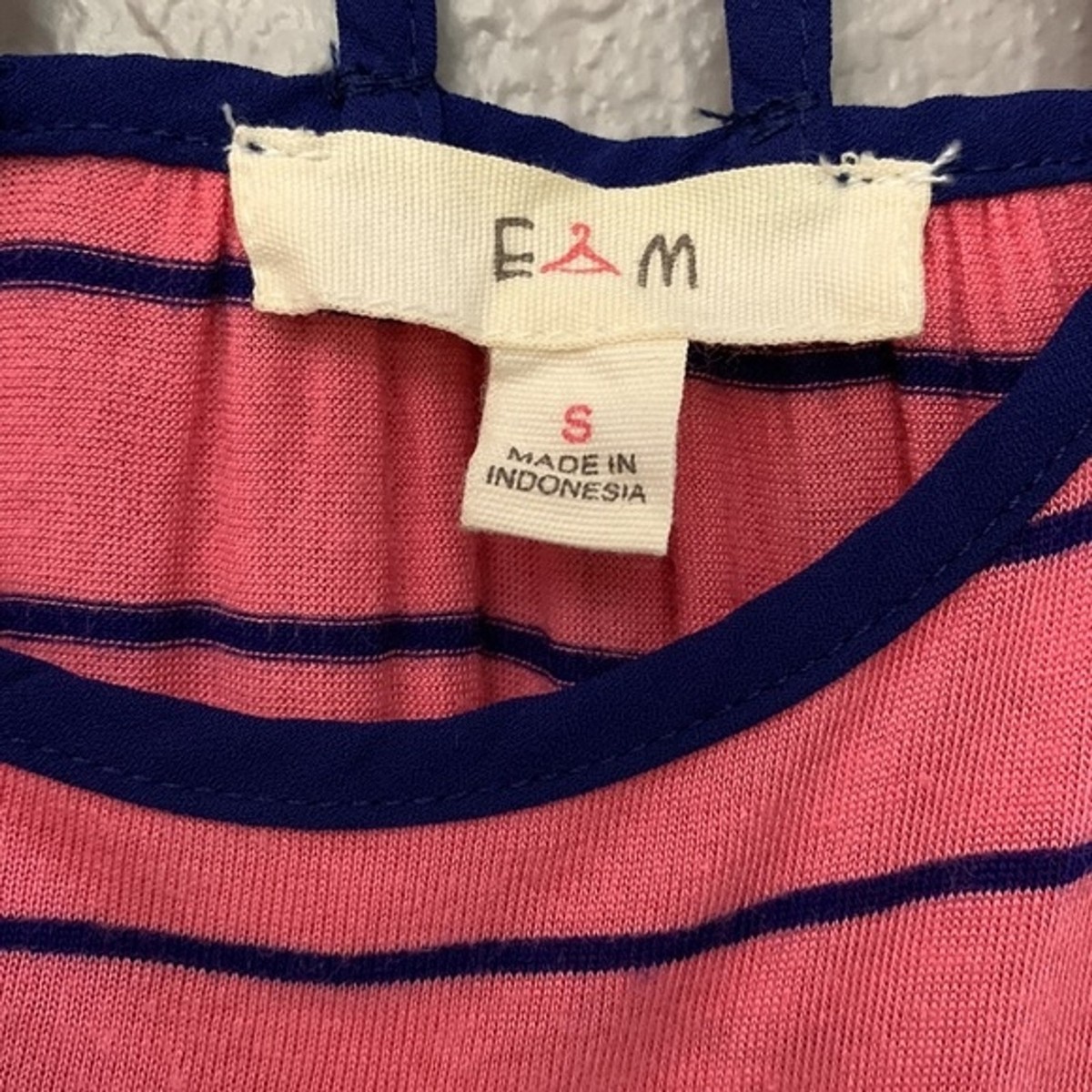 E hanger M striped woman’s top spring summer size small View 4