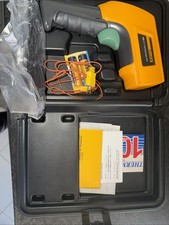Fluke 568 IR Thermometer Temperature Gun with Case and Accessories Working
