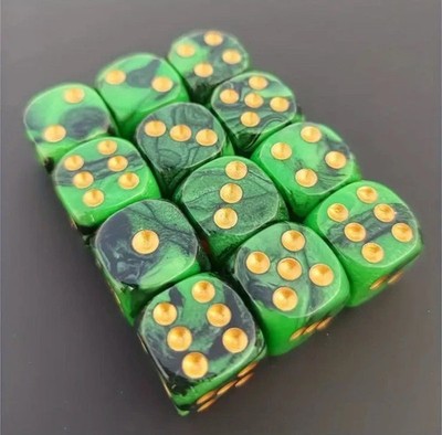12 x Grün / Gold 12 mm Würfel Dungeons and Dragons RPG Rollenspiel Brettspiel
