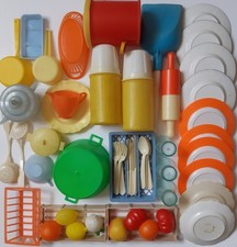 Ancienne dînette plastique An.60/70