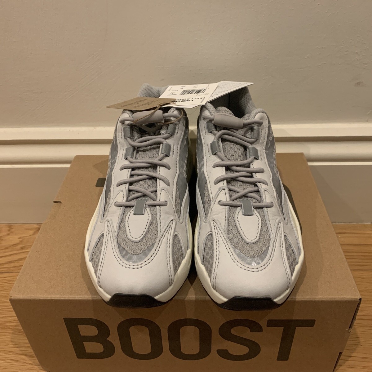 Adidas-Yeezy Boost 700 V2 Kids Static, UK