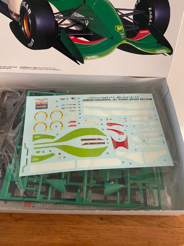 Hasegawa Jordan 192 Shakedown Version 1/24 Model Kit - Picture 12 of 18