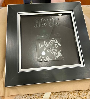 AC/DC SIGNED BACK IN BLACK CD! SIGNED BY ENTIRE BAND kwd: lp vinyl cd ...