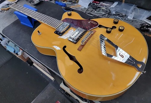 Gretsch G2420 6-String Electric Guitar - Village Amber - Picture 10 of 13