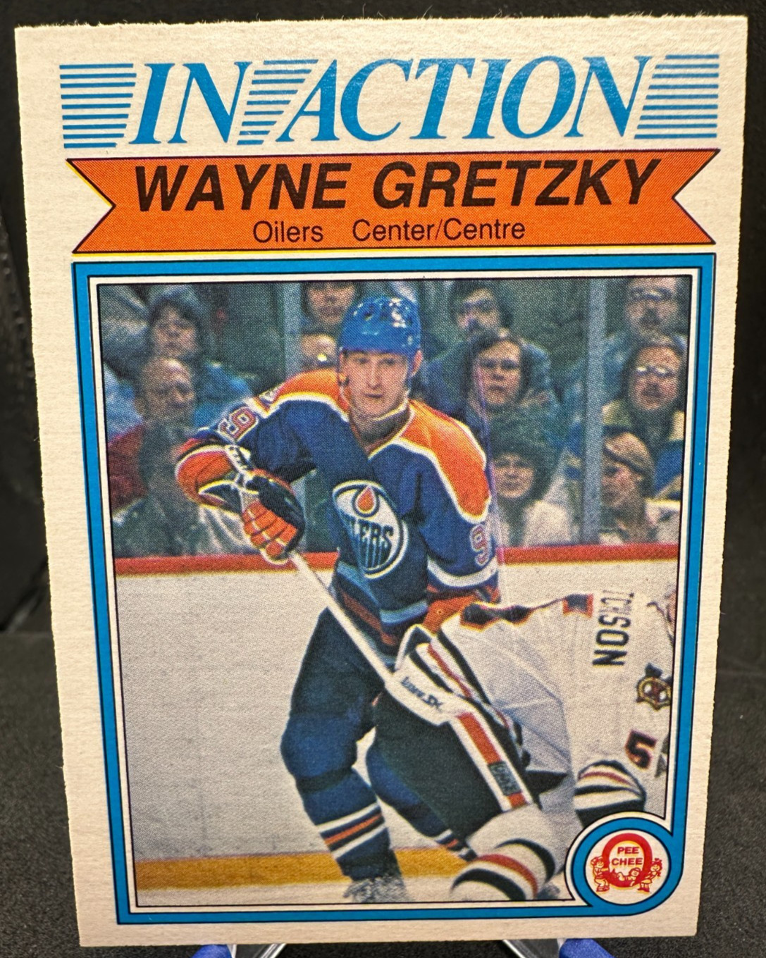 1982-83 O-Pee-Chee OPC #107 Wayne Gretzky In Action Edmonton Oilers